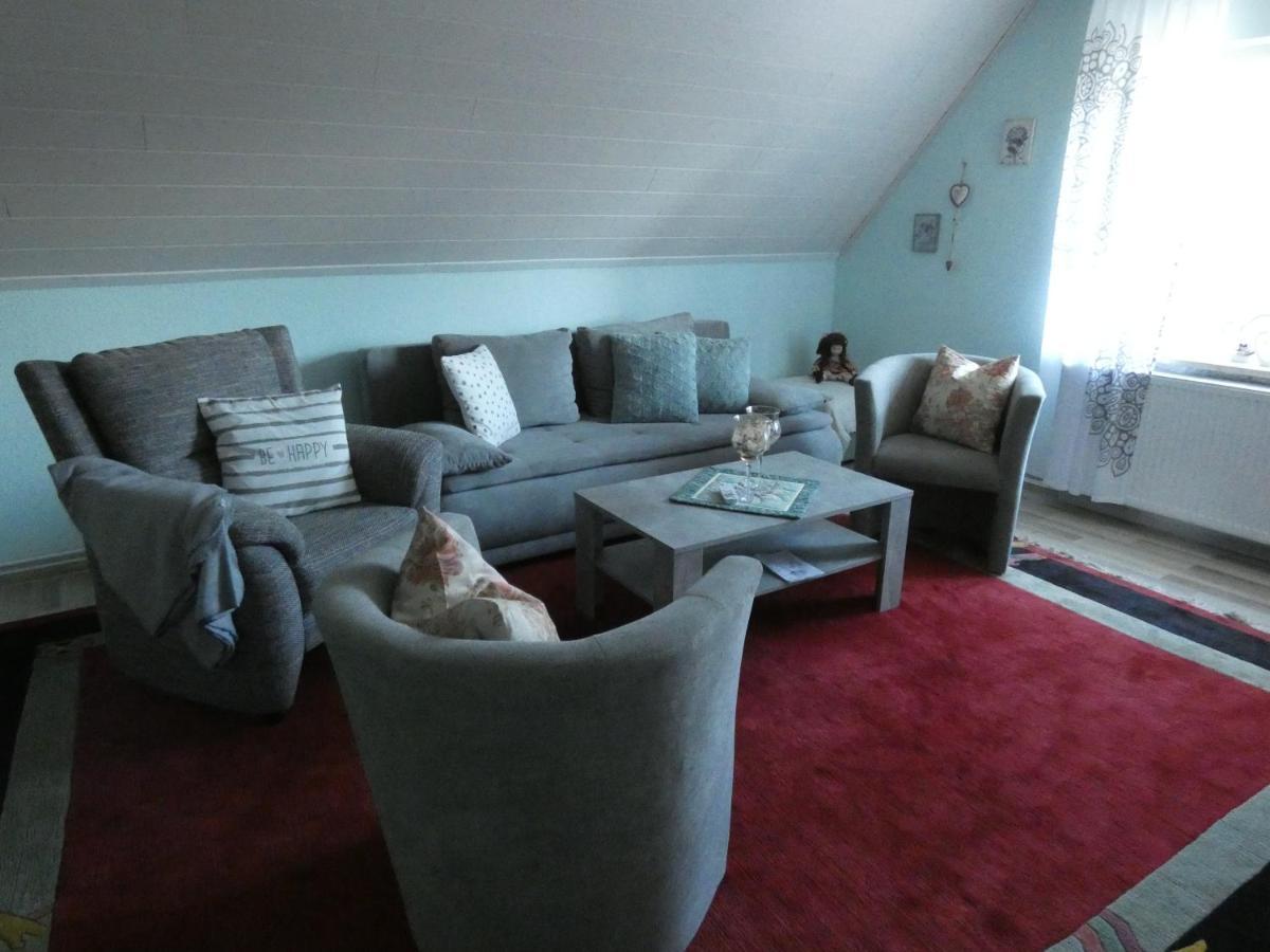 Ferienwohnung Am Schloss Reuterstadt Stavenhagen المظهر الخارجي الصورة