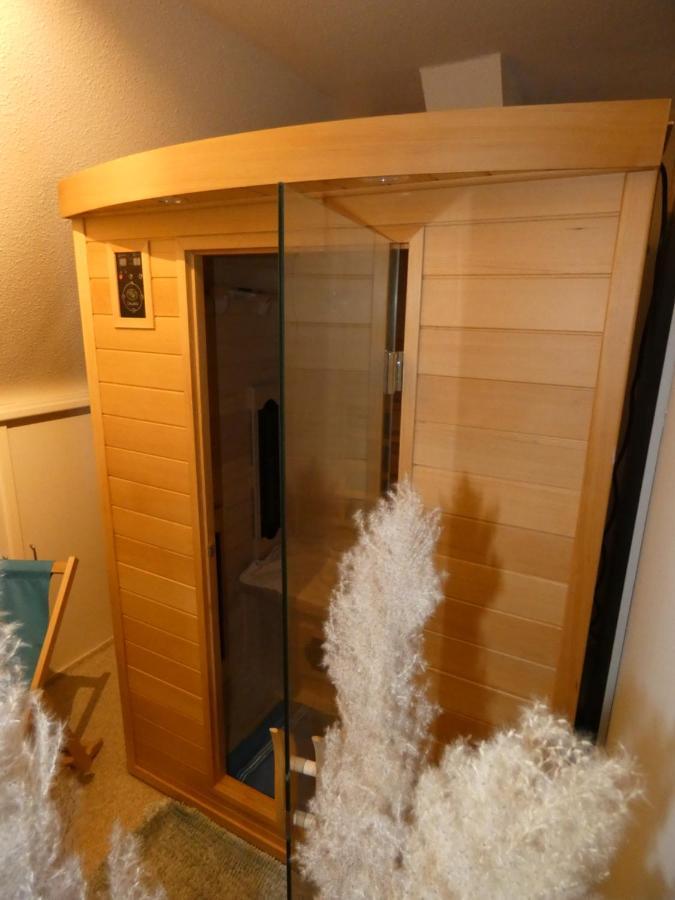 Ferienwohnung Am Schloss Reuterstadt Stavenhagen المظهر الخارجي الصورة