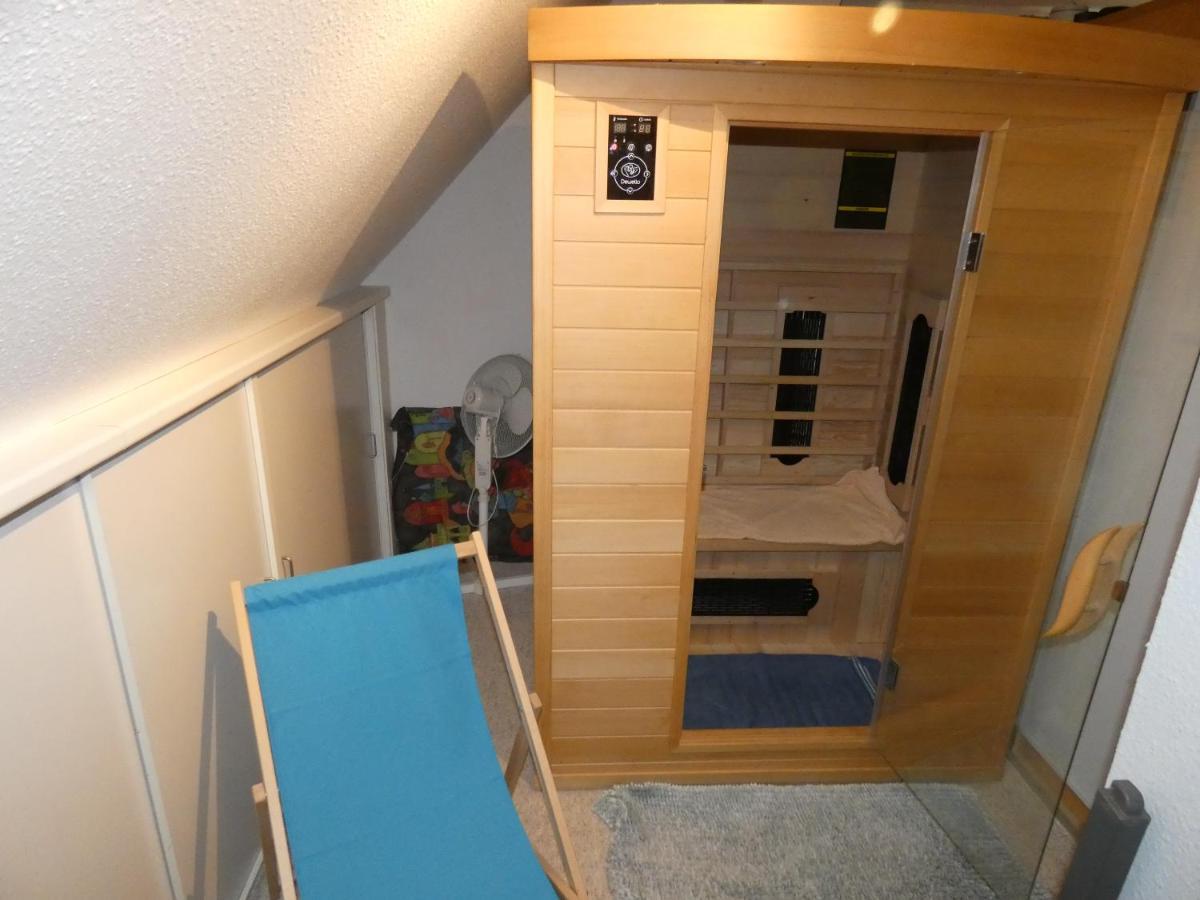 Ferienwohnung Am Schloss Reuterstadt Stavenhagen المظهر الخارجي الصورة